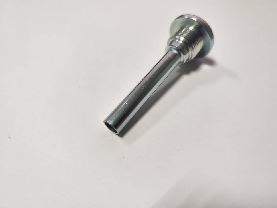 Трубка сливная АКПП Volvo S60 II, S80 II, XC70 II, XC60, FR2 (2,2TD) \\ LAND ROVER LR005643