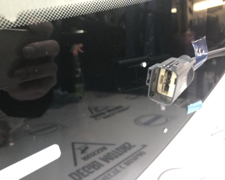 Стекло лобовое с установочным комплектом VOLVO V90CC, S90 II \\ VOLVO Original 32244922