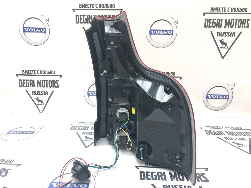 Фонарь диодный, задний левый VOLVO XC90 \\ 2012- \\ VOLVO Original 31335506