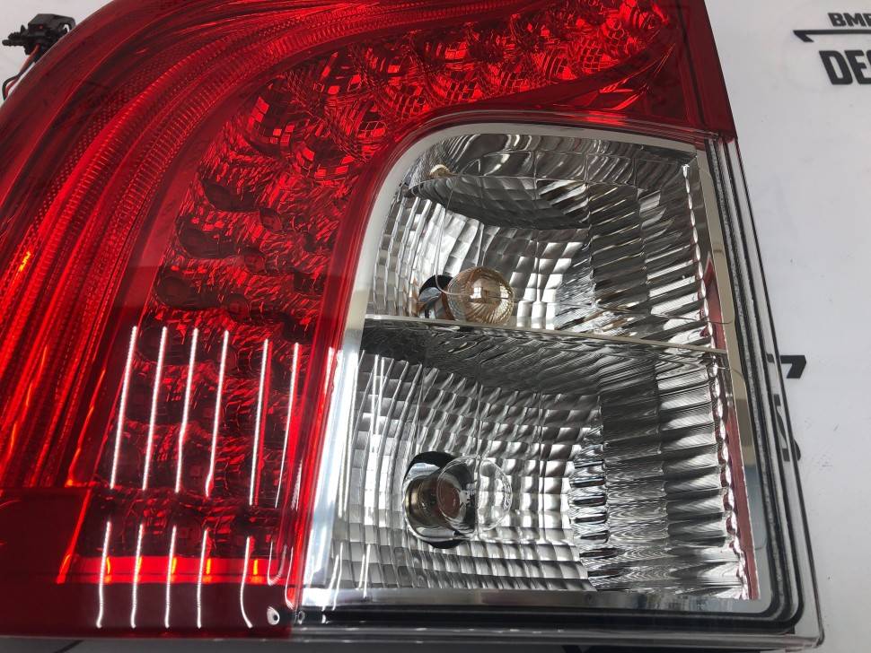 Фонарь диодный, задний левый VOLVO XC90 \\ 2012- \\ VOLVO Original 31335506