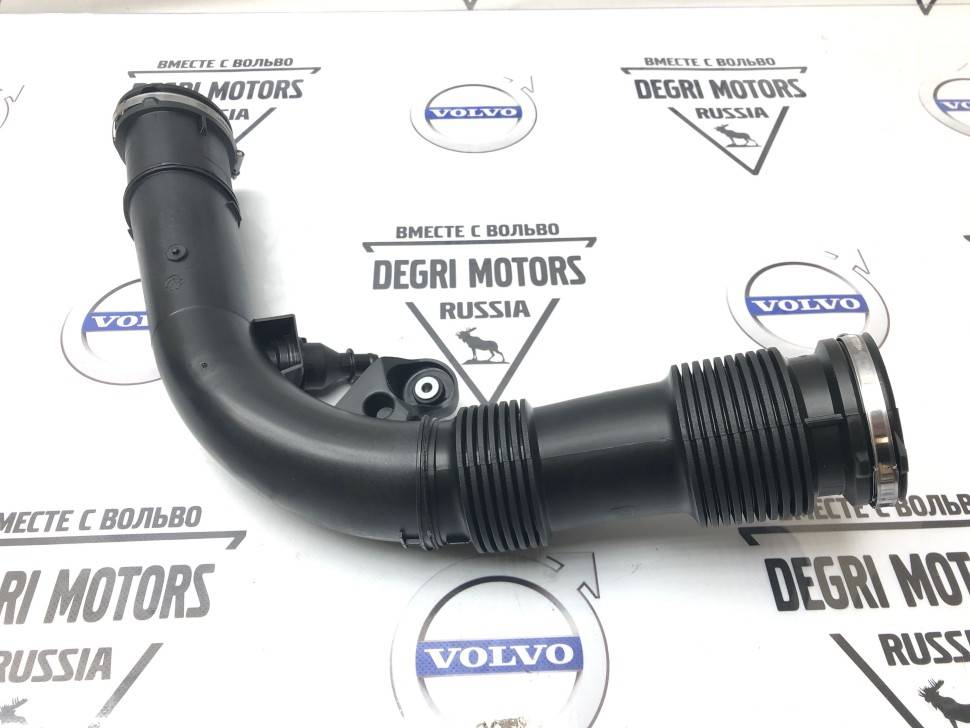 Трубка подачи воздуха VOLVO \\ VOLVO 31657341