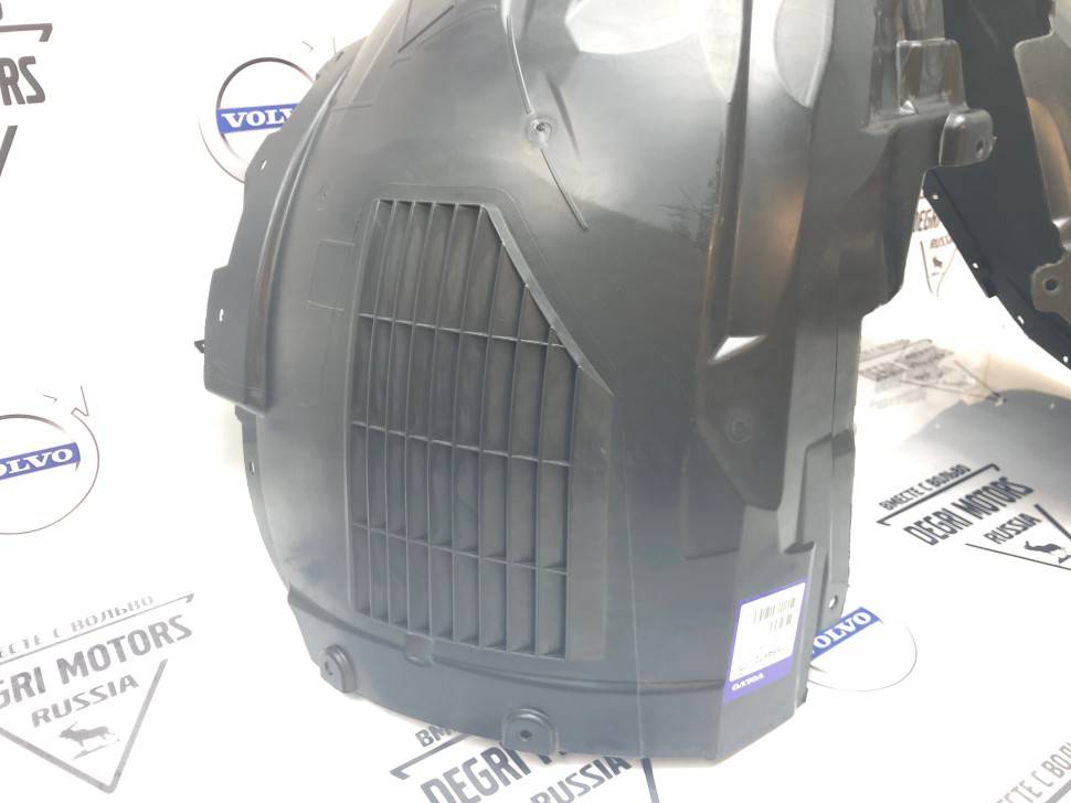 Подкрылок передний правый volvo \\ VOLVO 31694672