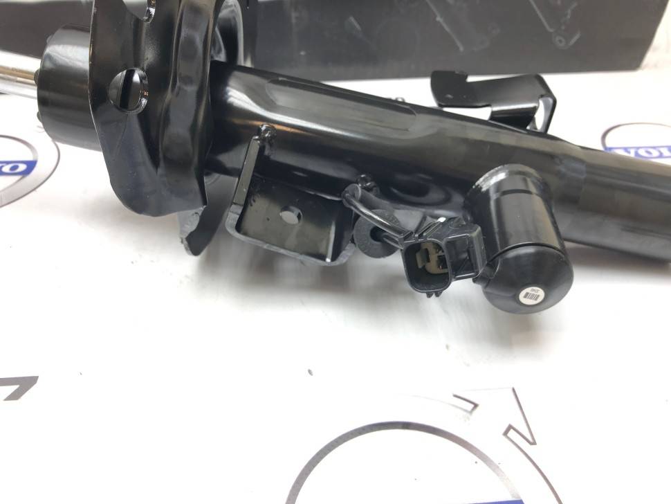 Амортизатор передний правый VOLVO S60 II, S80 II, V60, V70 III, XC70 II Monroe