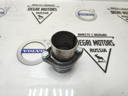 Фланец с трубой к-кт 2шт. d65мм (прокладка, крепеж) Volvo universal \\ SWParts SW65FGP