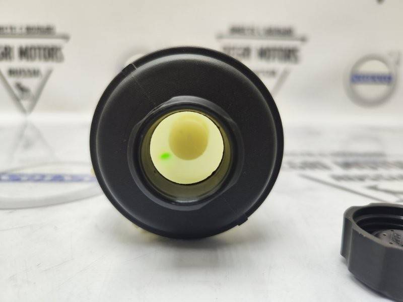 Бачок ГУР Volvo S60CC, S60 II, V60, S80 II, V60, V60CC, V70 III, XC70 II, XC60 \\ SW-Parts SW31302576