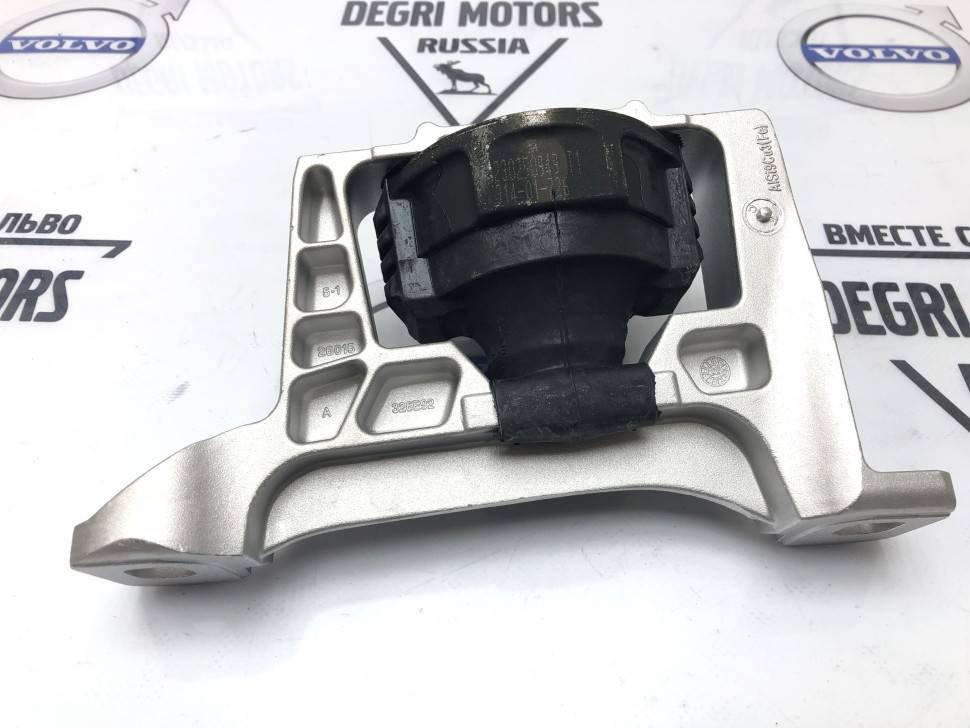 Опора двигателя правая VOLVO V40 cross country \\ VOLVO Original 31401726