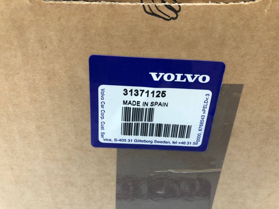 Комплект зерк. зад \\ VOLVO (Original) 31339539
