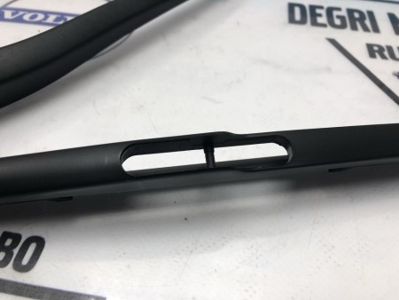 Поводок стеклоочистителя заднего стекла комплект с щеткой VOLVO XC60 \\ SW-Parts SW31333448