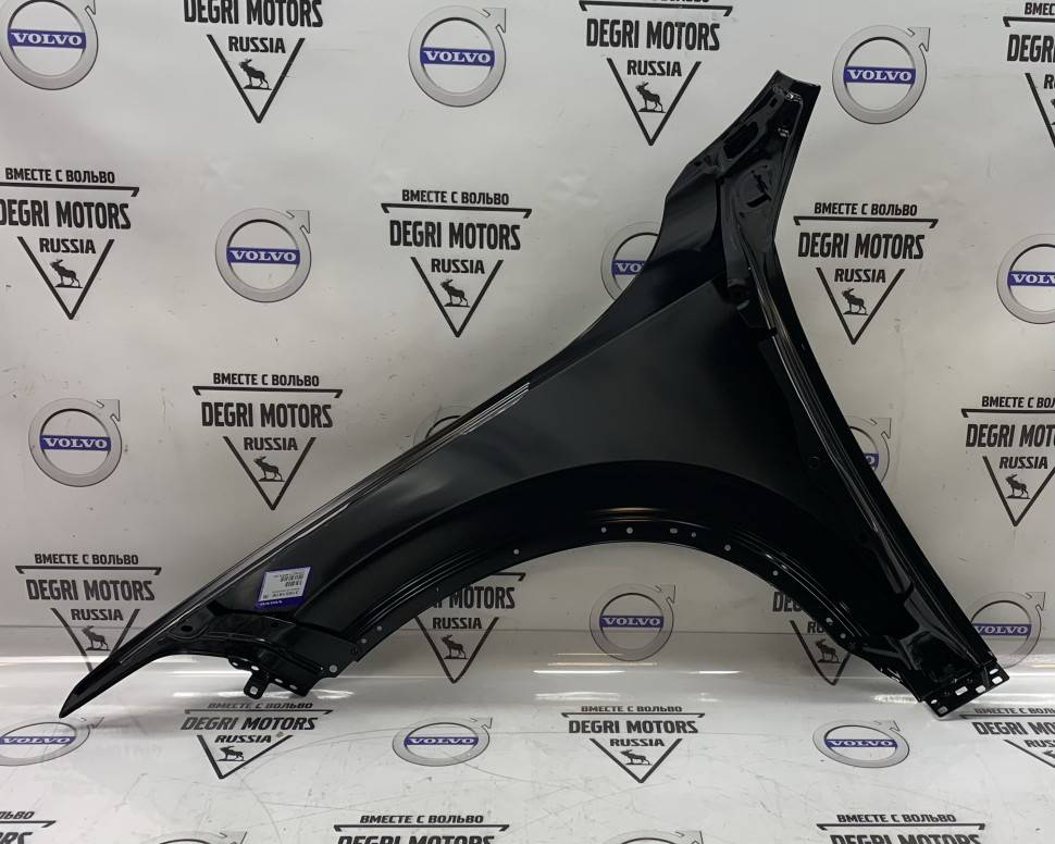 Переднее крыло \\ VOLVO (Original) 31651676