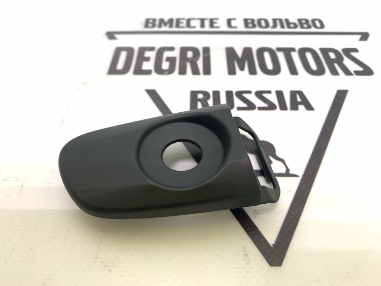 Крышка ручки двери с цилиндром замка правая VOLVO XC90 \\ VOLVO Original 30753905