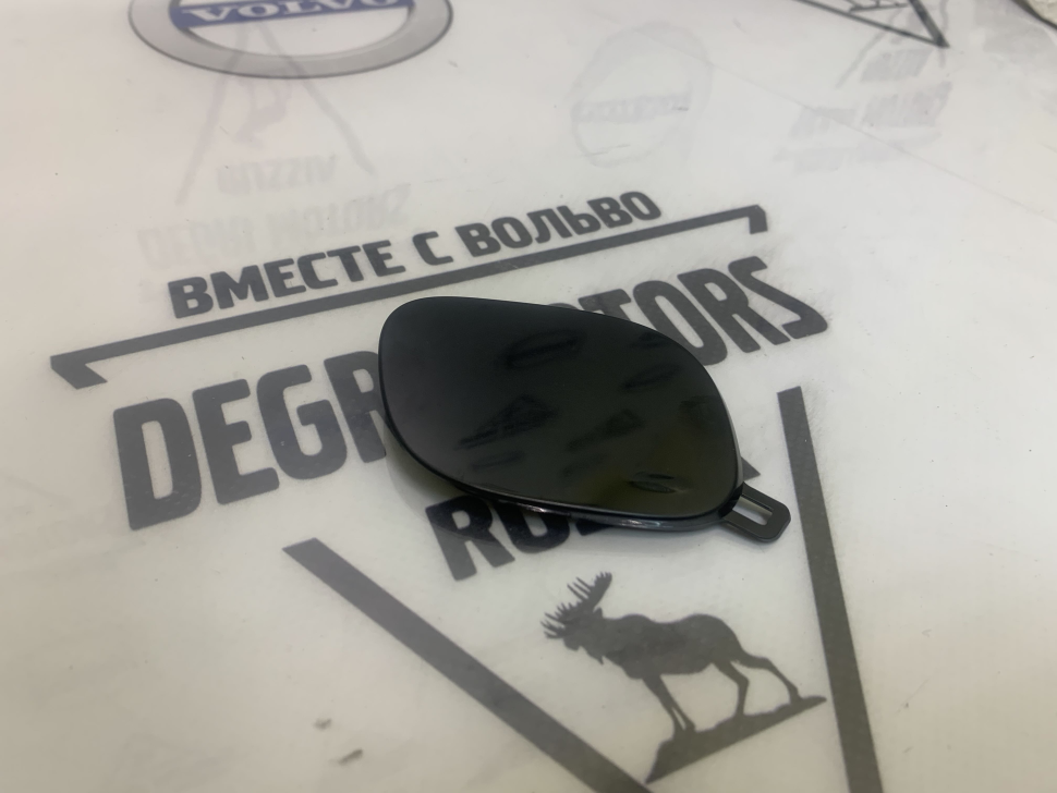 Заглушка буксировочного крюка VOLVO S80 II \\ VOLVO (Original) 39838230