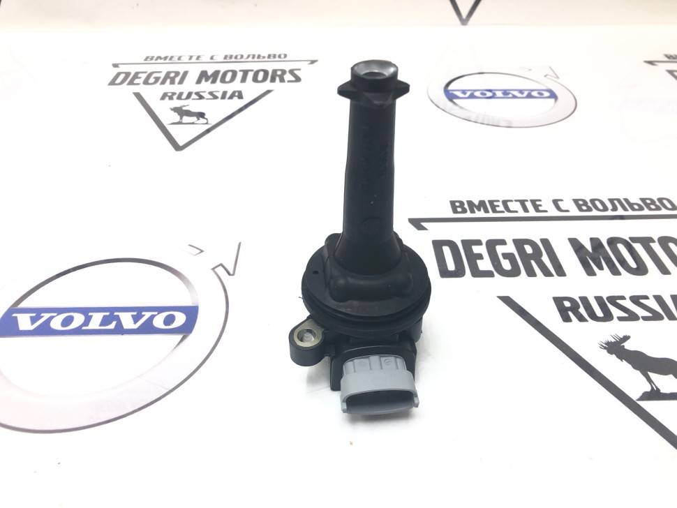 Катушка зажигания VOLVO C30 , C70, S40 II, S60 , S80, S80 II , V50, V70 II, V70 III \\ BOSCH 0 221 604 010