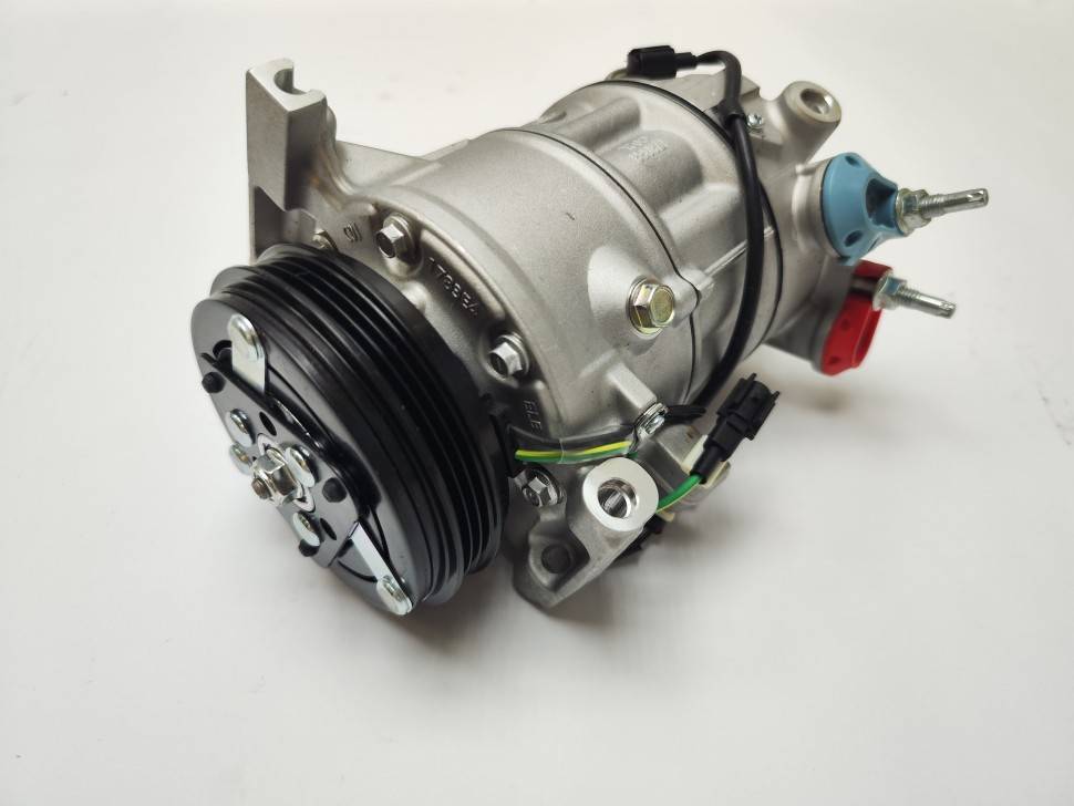 Компрессор кондиционера Volvo S60 II, S80 II, XC60, XC70 II \\ SW Parts SW36001462