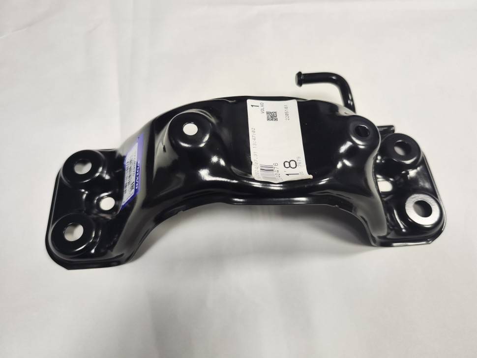 Кронштейн карданного вала Volvo XC70 II, S80 II \\ CH -16879 \\ VOLVO Original 32240476