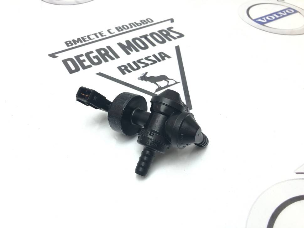 Клапан вакуумного усилителя тормозов Вольво XC90 \\ VOLVO (Original) 31400608