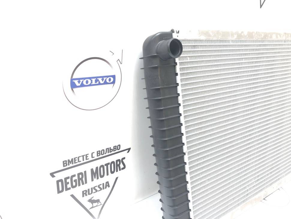 Радиатор, охлаждение двигателя VOLVO 940, 960 \\ механика без турбо с АС \\ GP-German Parts VO8603901