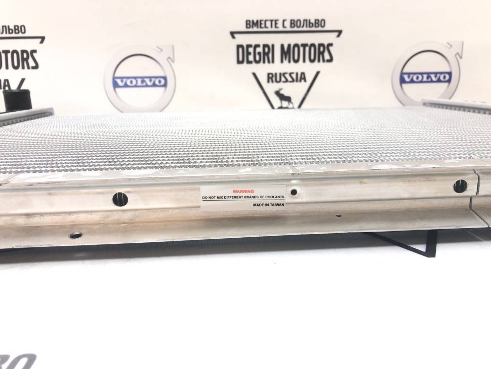 Радиатор, охлаждение двигателя VOLVO 940, 960 \\ механика без турбо с АС \\ GP-German Parts VO8603901