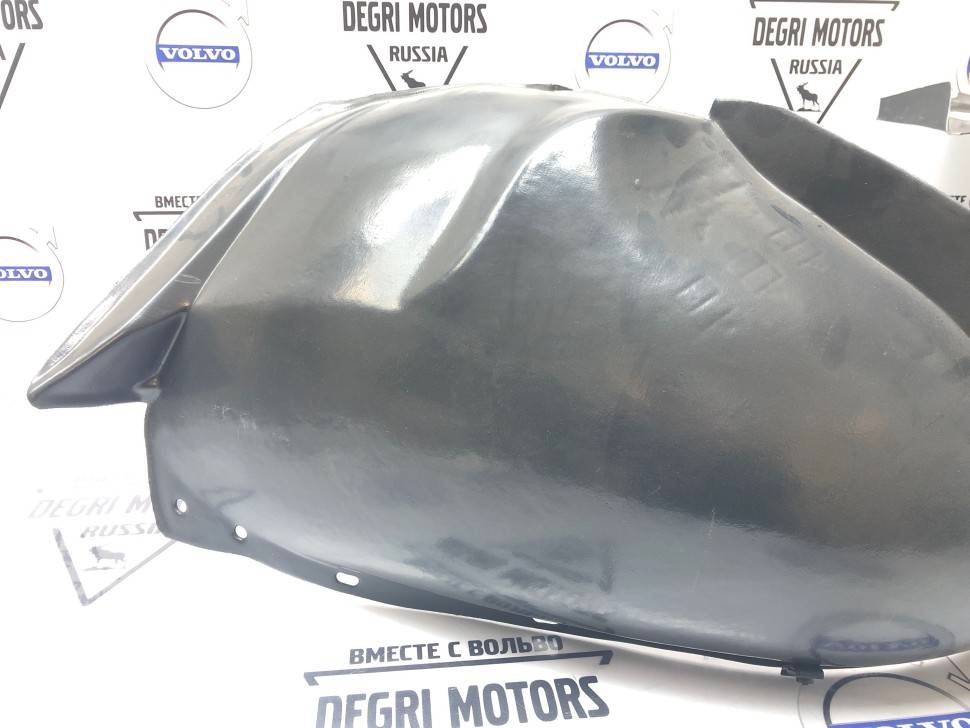 Подкрылок передний правый VOLVO 850 \\ GParts VO9170194