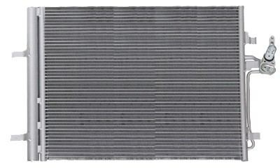 Радиатор кондиционера VOLVO S60 II, S80 II, V70 III, XC70 II \\ NISSENS 940155