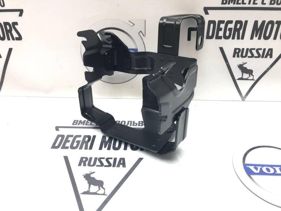 Кронштейн насоса гидроусилителя VOLVO XC60 \\ VOLVO Original 31429295