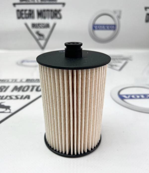 Фильтр топливный Volvo S60, S80, V70 II, XC70, XC90 \\ FILTRON PE981
