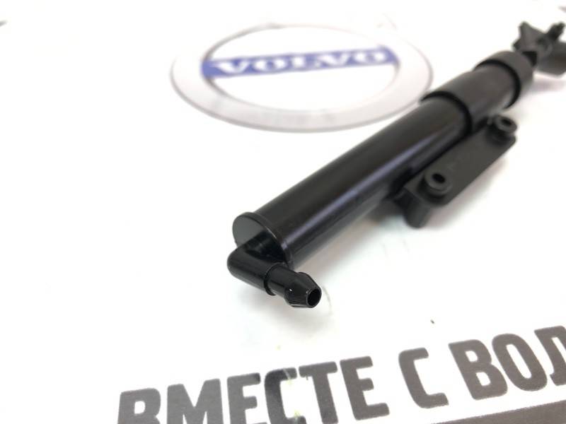 Форсунка омывателя фары левой Volvo Xc60 2008-2013 SW31294406
