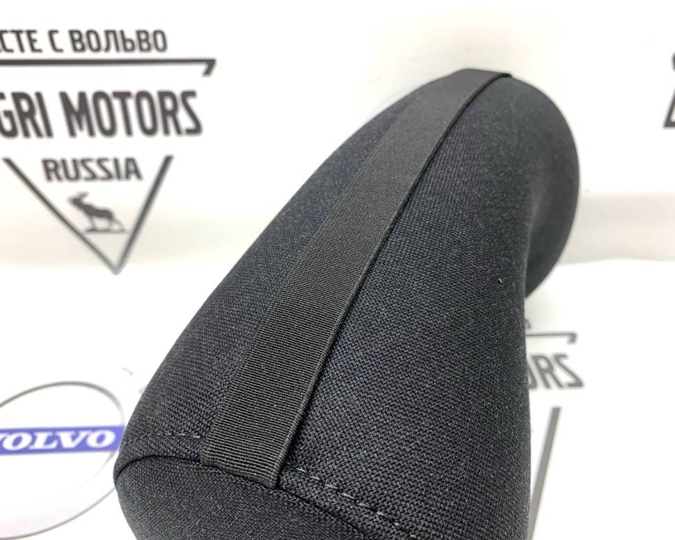 Подушка подголовник для отдыха VOLVO S90 II, V90 II, XC40, XC60 II, XC90 II \\ VOLVO Original 31470559