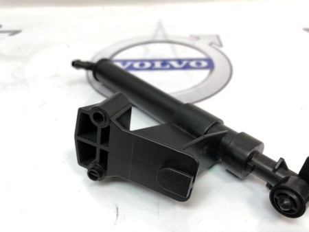 Форсунка омывателя фары правой Вольво  S40 II, V50 \\ 07-14 \\ SWParts SW31294104