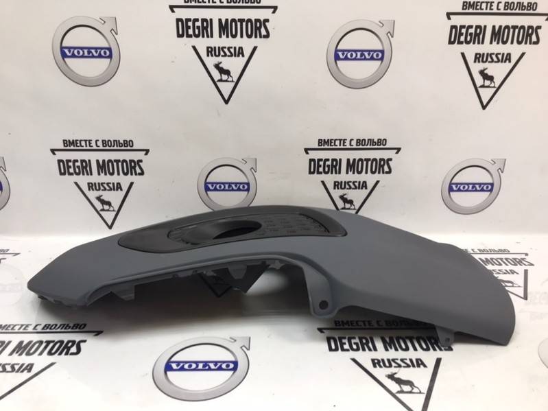 Накладка левая переднего бампера в грунте, под покраску VOLVO XC70 II \\ SWParts SW31378965 1 SW31378965G