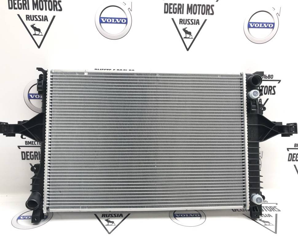 Радиатор охлаждения VOLVO S60, S80, V70, XC70 \\ КПП автомат, механика \\ VOLVO (Original)