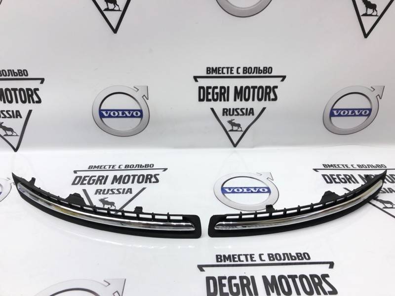 Решетки переднего бампера черные с хромированной планкой VOLVO ХС90 \\ с 2007 г.в. \\ SWParts SW30790054