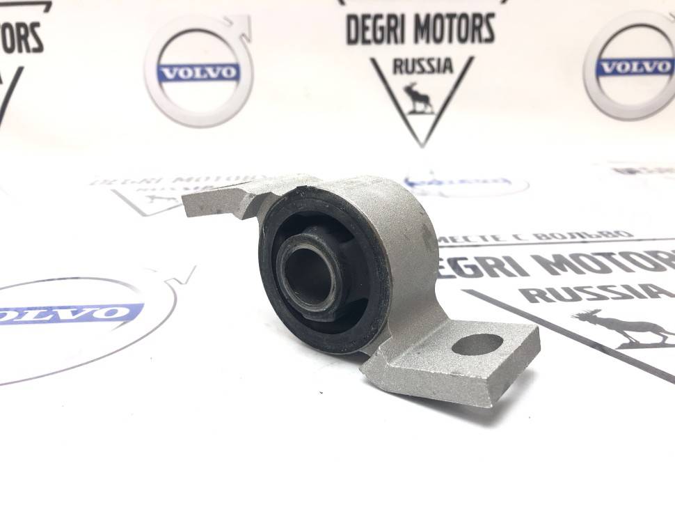 Крепеж левый сайлентблока верхнего рычага задней подвески VOLVO XC90 \\ левый \\ PRO PARTS 65437897