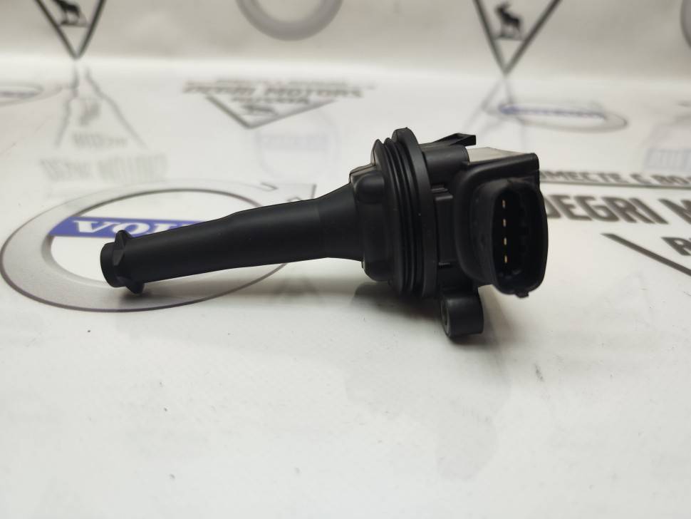 Катушка зажигания для VOLVO S60, S80, XC70, XC90 \\ SW Parts SW30713416