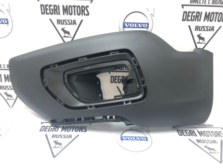 31378965 Накладка правая текстурная переднего бампера VOLVO XC70 II 887.jpg