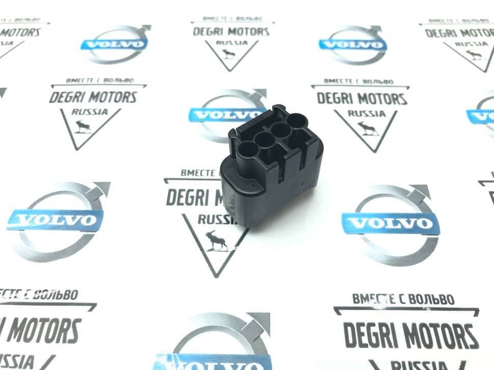 Корпус розетки, черный \\ VOLVO Original 9469479