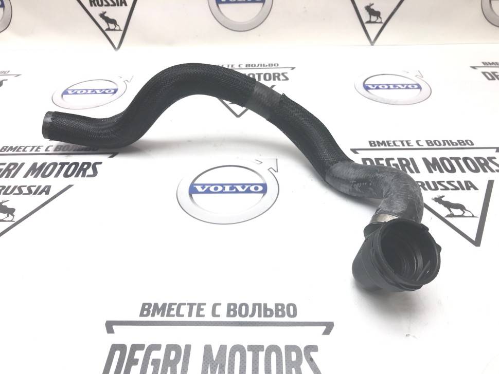 Патрубок радиатора охлаждения верхний VOLVO S60 II, S80 II, XC60 \\ GATES 05-3431