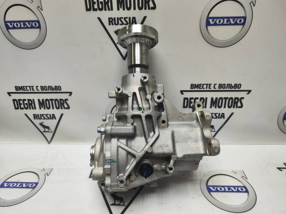 Угловая передача Volvo XC60 II, XC90 II \\ VOLVO Original UC36010506
