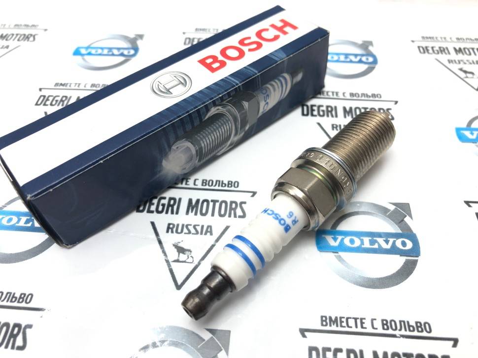 Свеча зажигания 1шт VOLVO S40 II, V50, C30 \\ 5 цилиндров \\ BOSCH 0 242 240 635