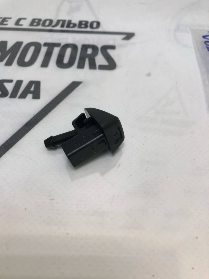 Форсунка омывателя веерная (без обогрева) \\ VOLVO S60 II, S80 II, XC60, XC70 II \\ VOLVO (Original)