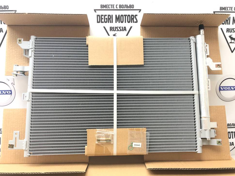 Радиатор кондиционера VOLVO XC90 I (02-) 2.5 T \\ NISSENS Дания 940830