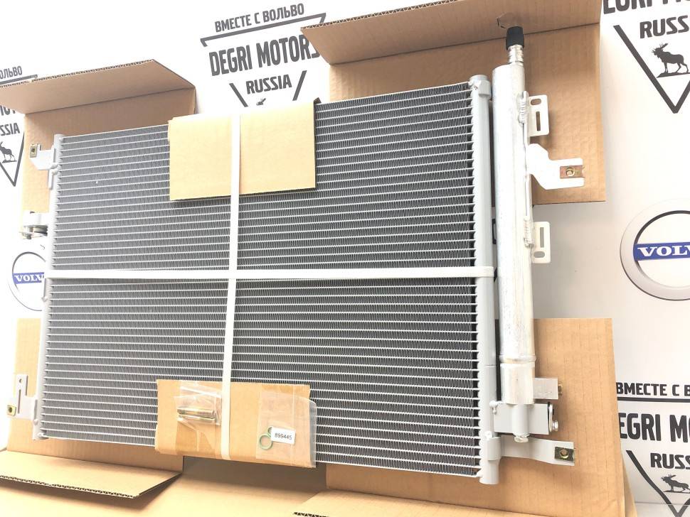 Радиатор кондиционера VOLVO XC90 I (02-) 2.5 T \\ NISSENS Дания 940830