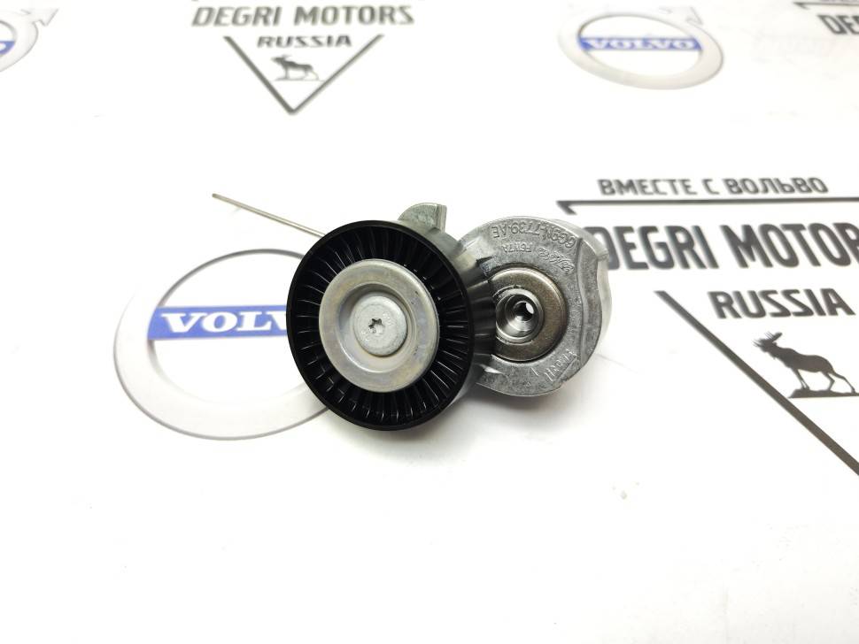 Натяжитель ремня навесного оборудования Volvo S60 II, S80 II, XC70 II, XC60, XC90 \\ B6234S \\ LAND ROVER LR004667