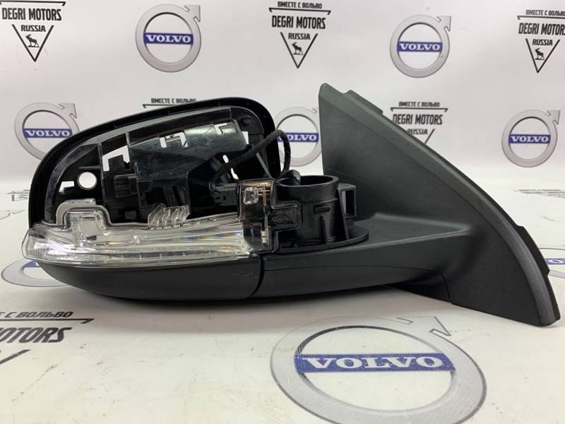 Корпус зеркала заднего вида правого Вольво S60 II \\ VOLVO (Original) 31402631