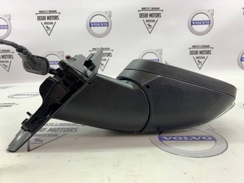Корпус зеркала заднего вида правого Вольво S60 II \\ VOLVO (Original) 31402631