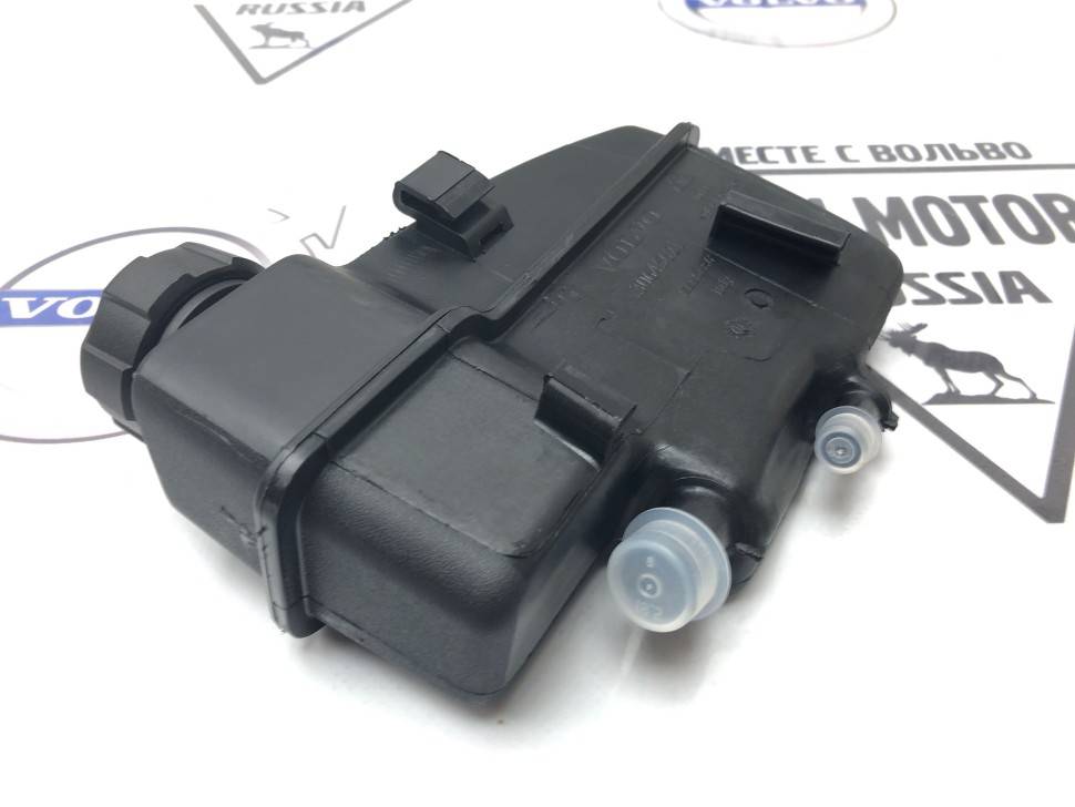Бачок ГУР Volvo S60, S80, V70 II, XC70, XC90 \\ VOLVO (original) 30645621