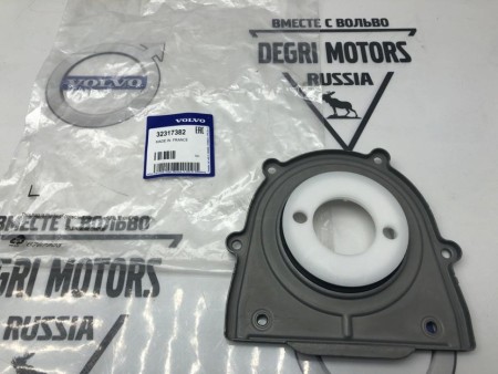 Сальник к/в задний VOLVO \\ VOLVO 32317382