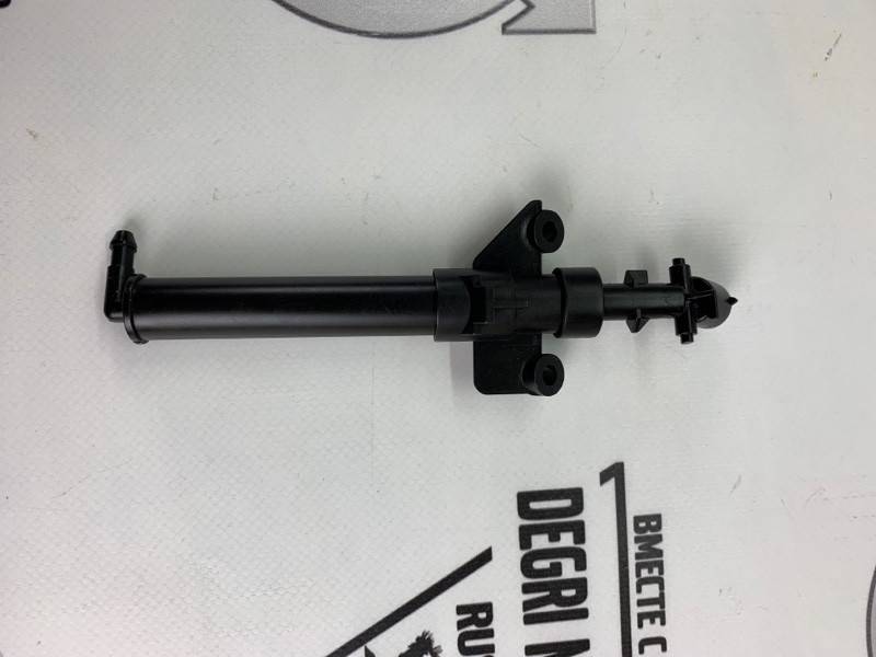 Форсунка омывателя правой фары Вольво V40 Cross Country, 2013- SWParts