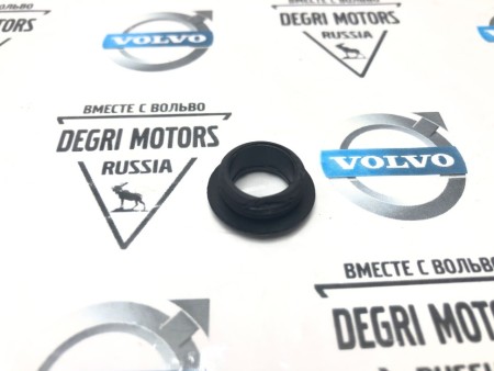 Втулка обшивки двери Volvo S60, S80, XC70, XC90 \\ VOLVO Original 39978889