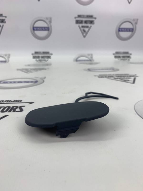 Заглушка переднего буксировочного крюка VOLVO S80 II \\ SW Parts SW39870061