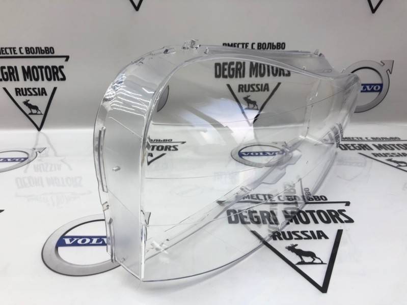 Стекло для правой фары VOLVO XC90 \\ 2006-2014 \\ SWParts SW31290887